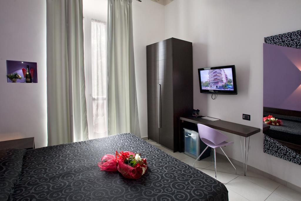 Crossing Roma 1 Hotel ภายนอก รูปภาพ