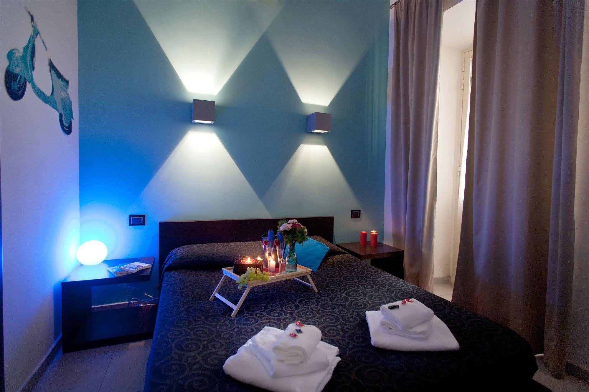 Crossing Roma 1 Hotel ภายนอก รูปภาพ